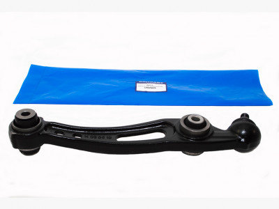 bras suspension inférieur avant droit milieu vers l arriere