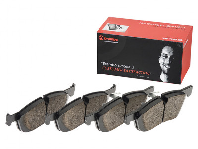 Jeu de plaquettes avant