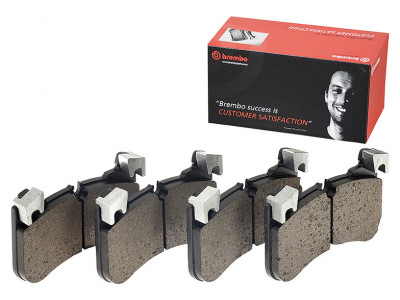 Jeu de plaquettes de frein avant