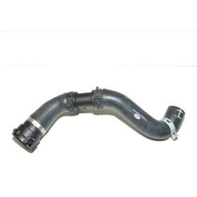 Top hose - td4 automatic to 2a999999