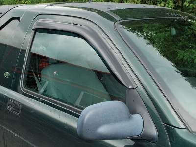 Wind deflector set