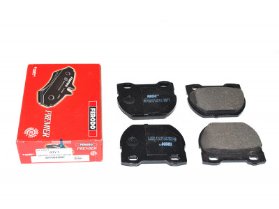 Brake pad set rear